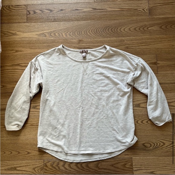 Shirt - Picture 10 of 11